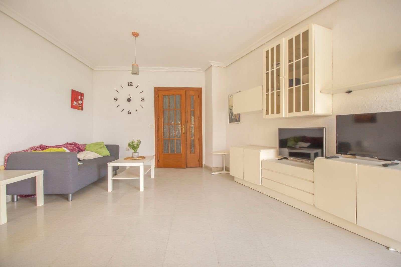 3 soverom Leilighet til leie i Torrevieja - € 1 300 (Ref: 9202173)