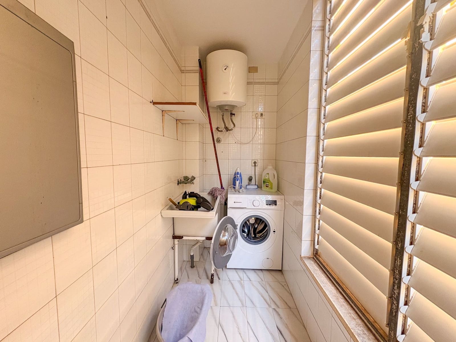 4 soverom Leilighet til leie i Torrevieja - € 1 300 (Ref: 9202173)