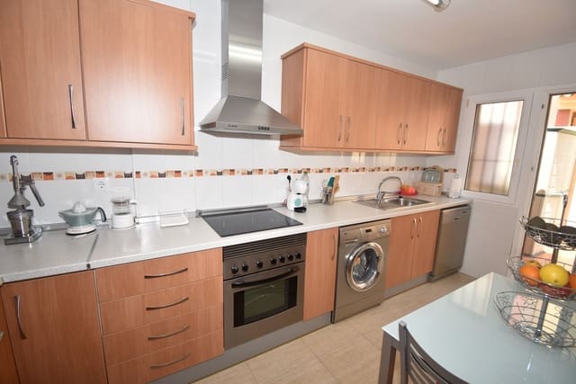 Casa de 4 habitaciones en Torre de la Horadada, Pilar de la Horadada en venta con garaje - 349.000 € (Ref: 9251845)