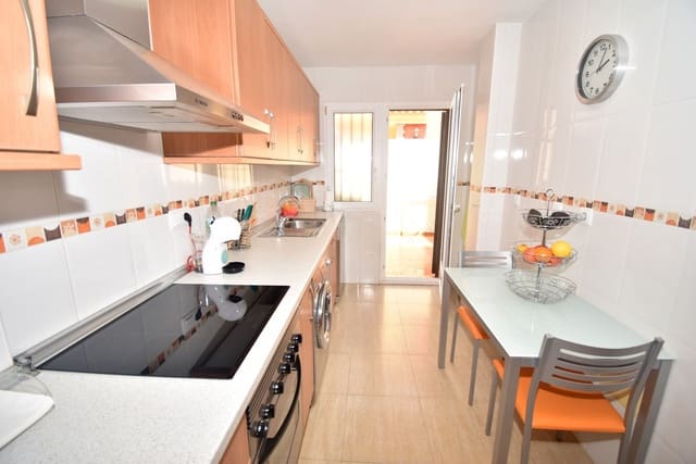Casa de 4 habitaciones en Torre de la Horadada, Pilar de la Horadada en venta con garaje - 349.000 € (Ref: 9251845)