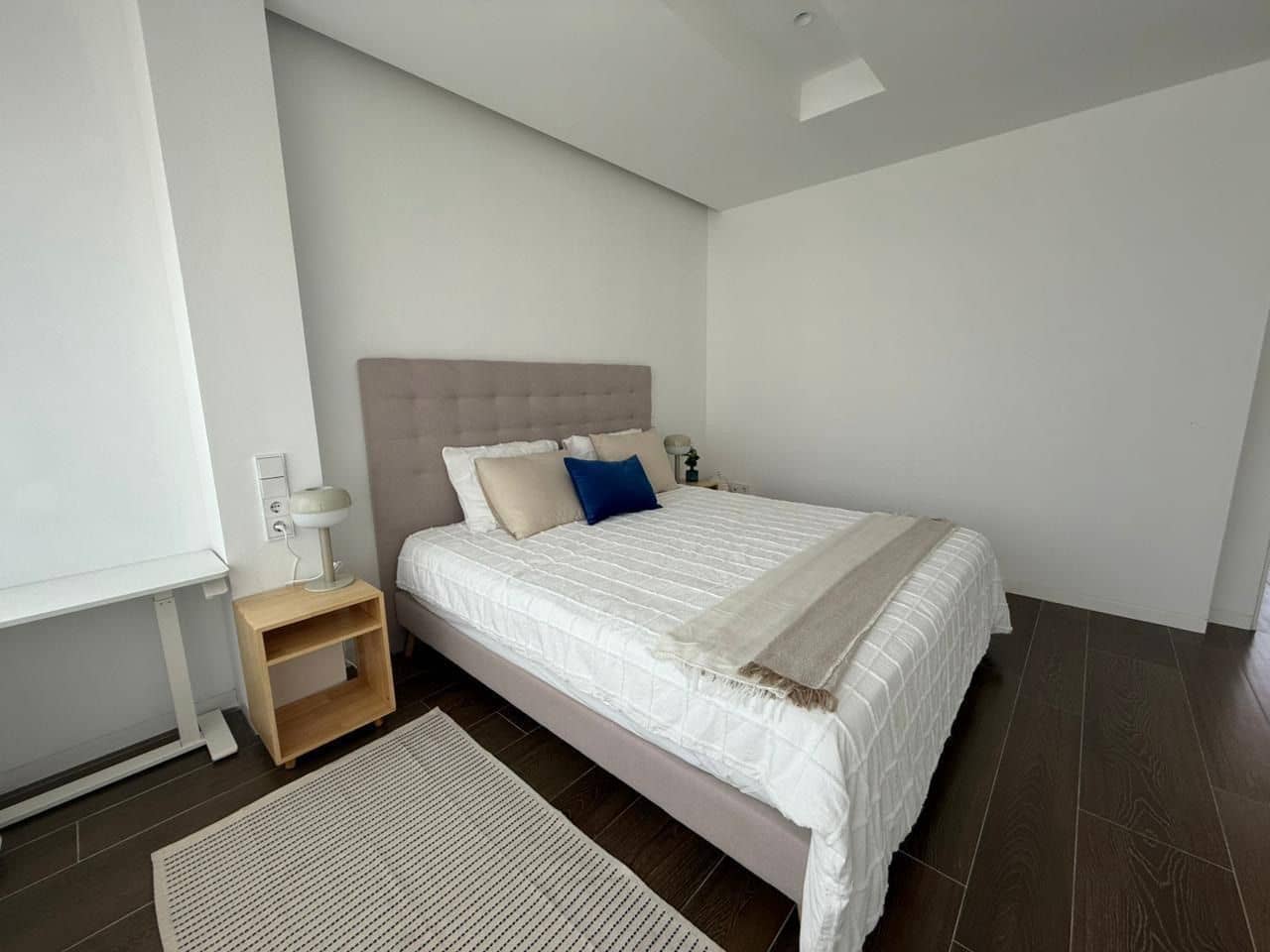 Penthouse de 3 chambres à louer à Torrevieja - 2 200 € (Ref: 9256739)