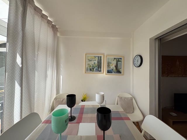 1 sovrum Lägenhet att hyra i Torrevieja - 650 € (Ref: 9262170)