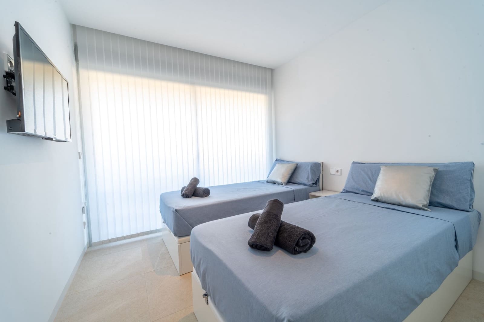 2 bedroom Bungalow for rent in Torrevieja with pool garage - € 1,500 (Ref: 9299025)