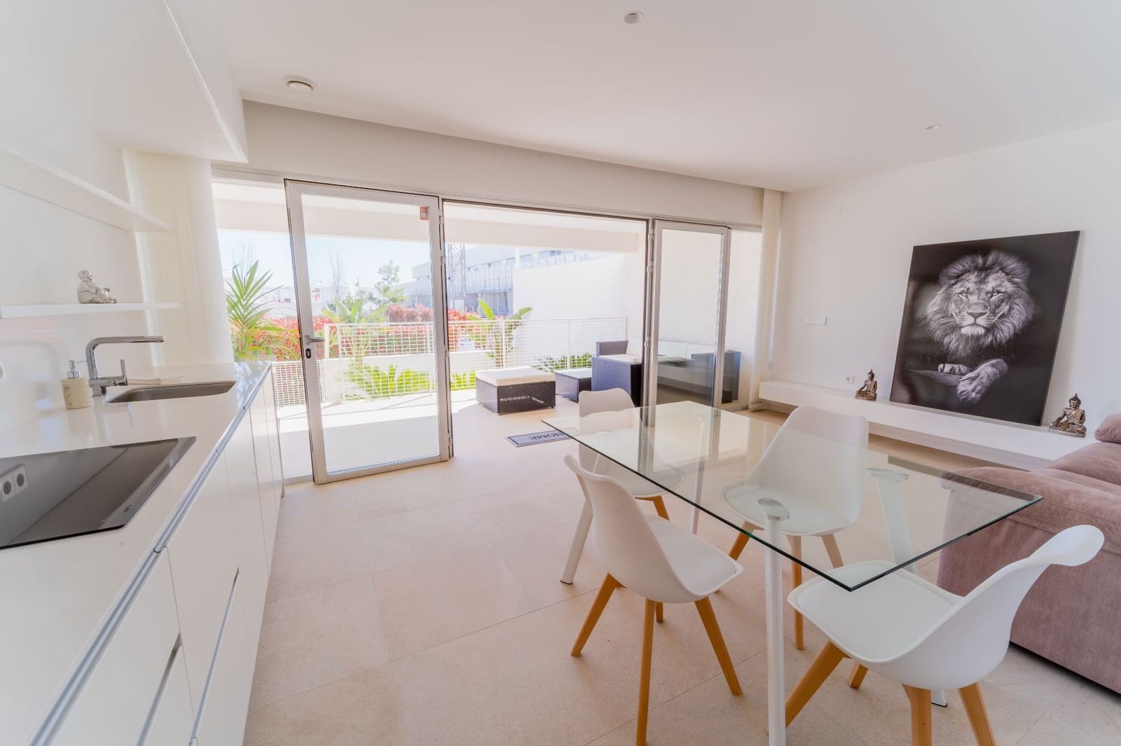 2 bedroom Bungalow for rent in Torrevieja with pool garage - € 1,500 (Ref: 9299025)