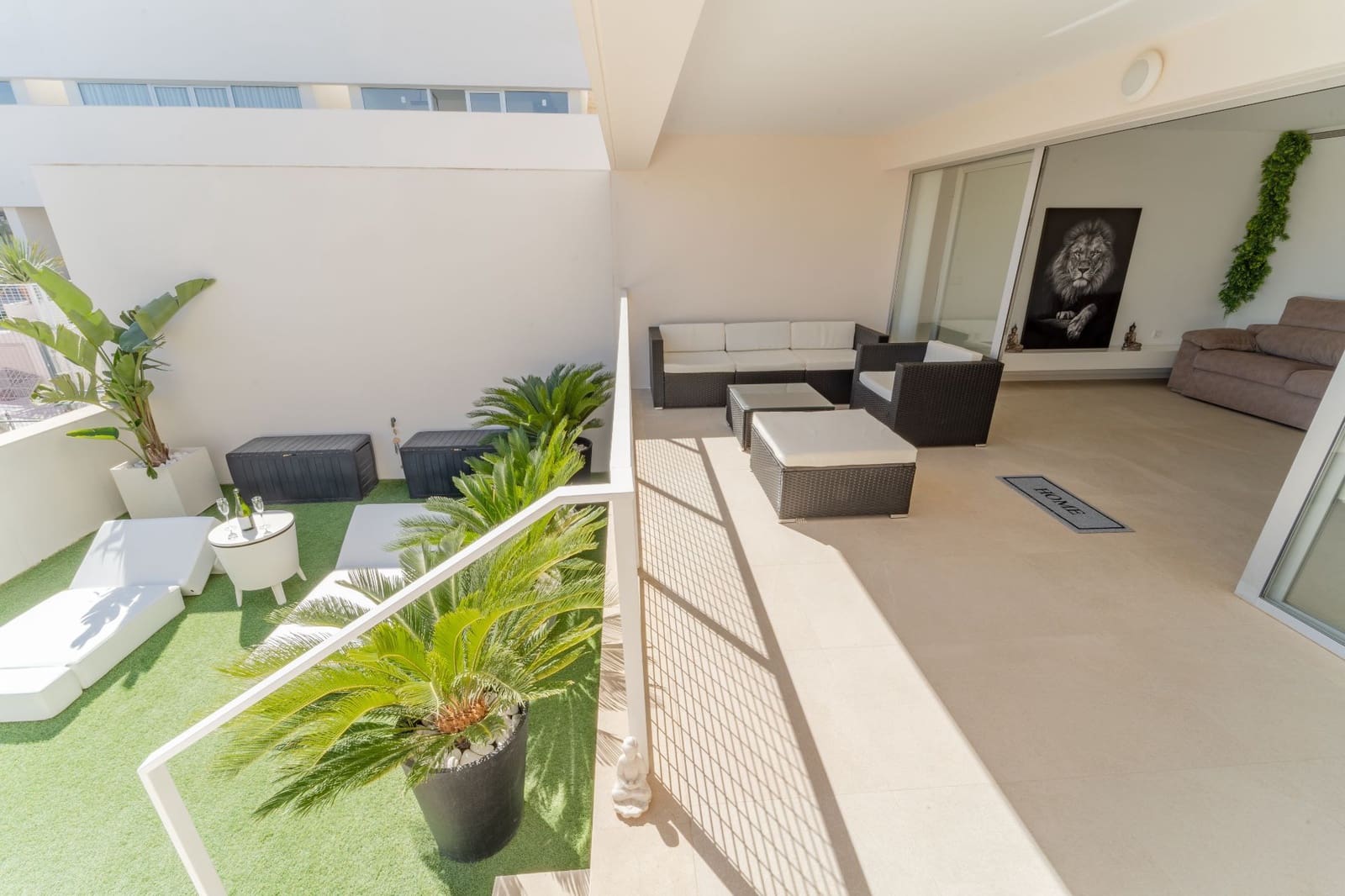 2 bedroom Bungalow for rent in Torrevieja with pool garage - € 1,500 (Ref: 9299025)