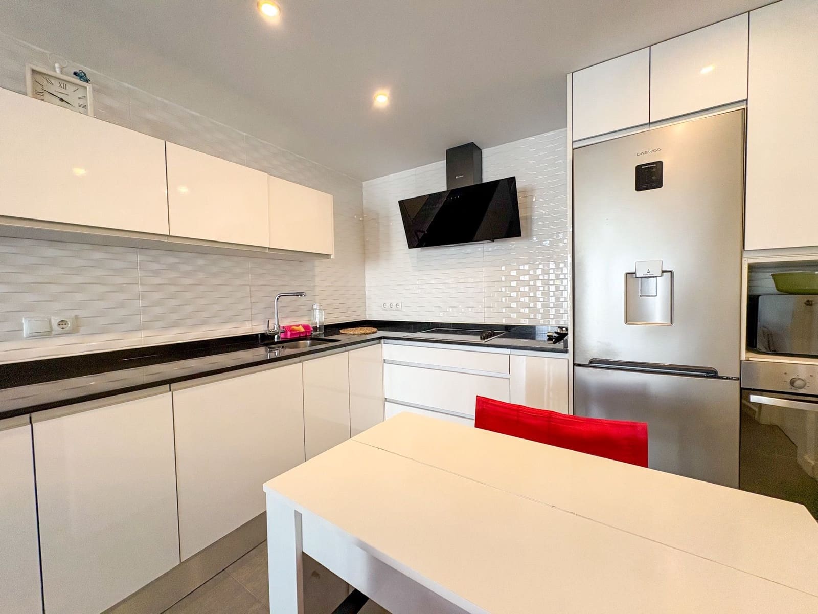 1 sovrum Lägenhet att hyra i Pilar de la Horadada - 550 € (Ref: 9310443)