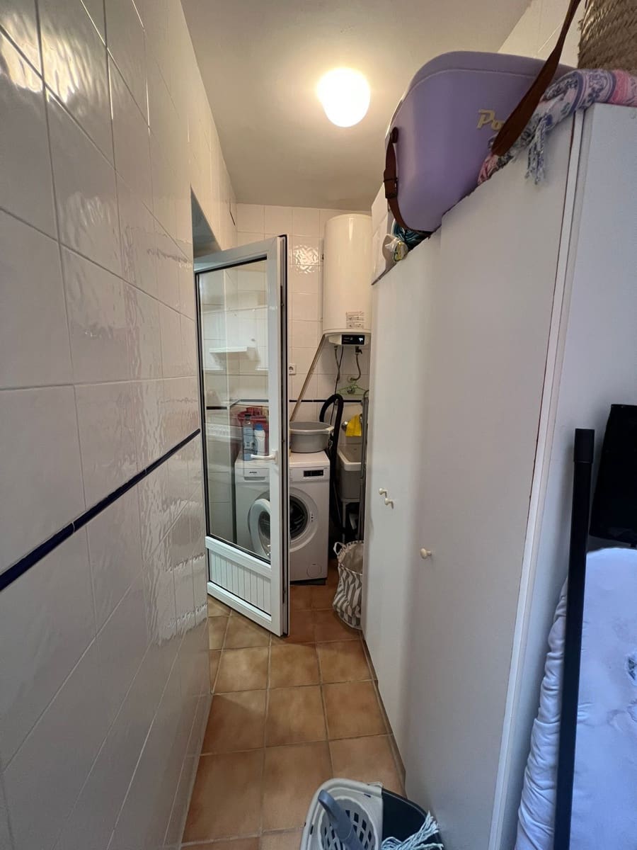 2 bedroom Flat for rent in Orihuela Costa with pool garage - € 950 (Ref: 9317202)