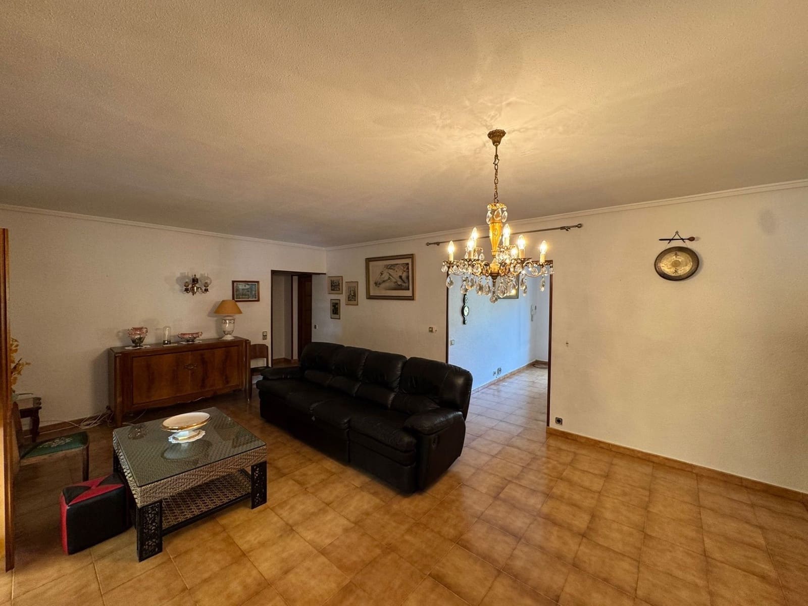 3 quarto Moradia para arrendar em Ciudad Quesada com piscina garagem - 2 000 € (Ref: 9340674)