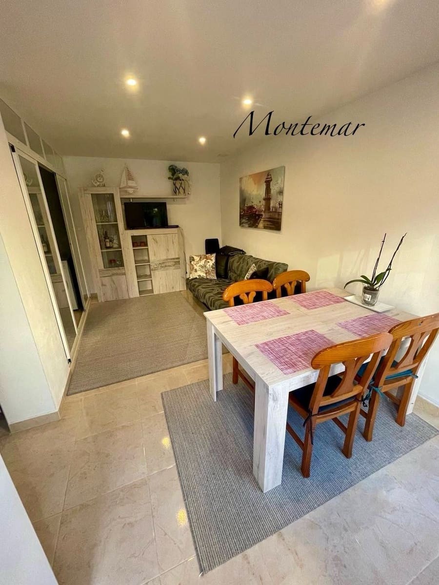 3 makuuhuone Paritalo vuokrattavana paikassa Dehesa de Campoamor mukana uima-altaan 
autotalli - 1 150 € (Ref: 9344327)