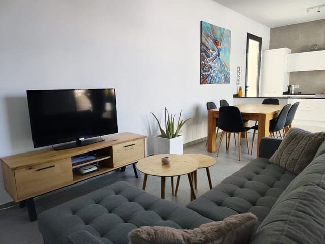 3 soverom Villa til leie i San Fulgencio med svømmebasseng garasje - € 2 500 (Ref: 9361899)