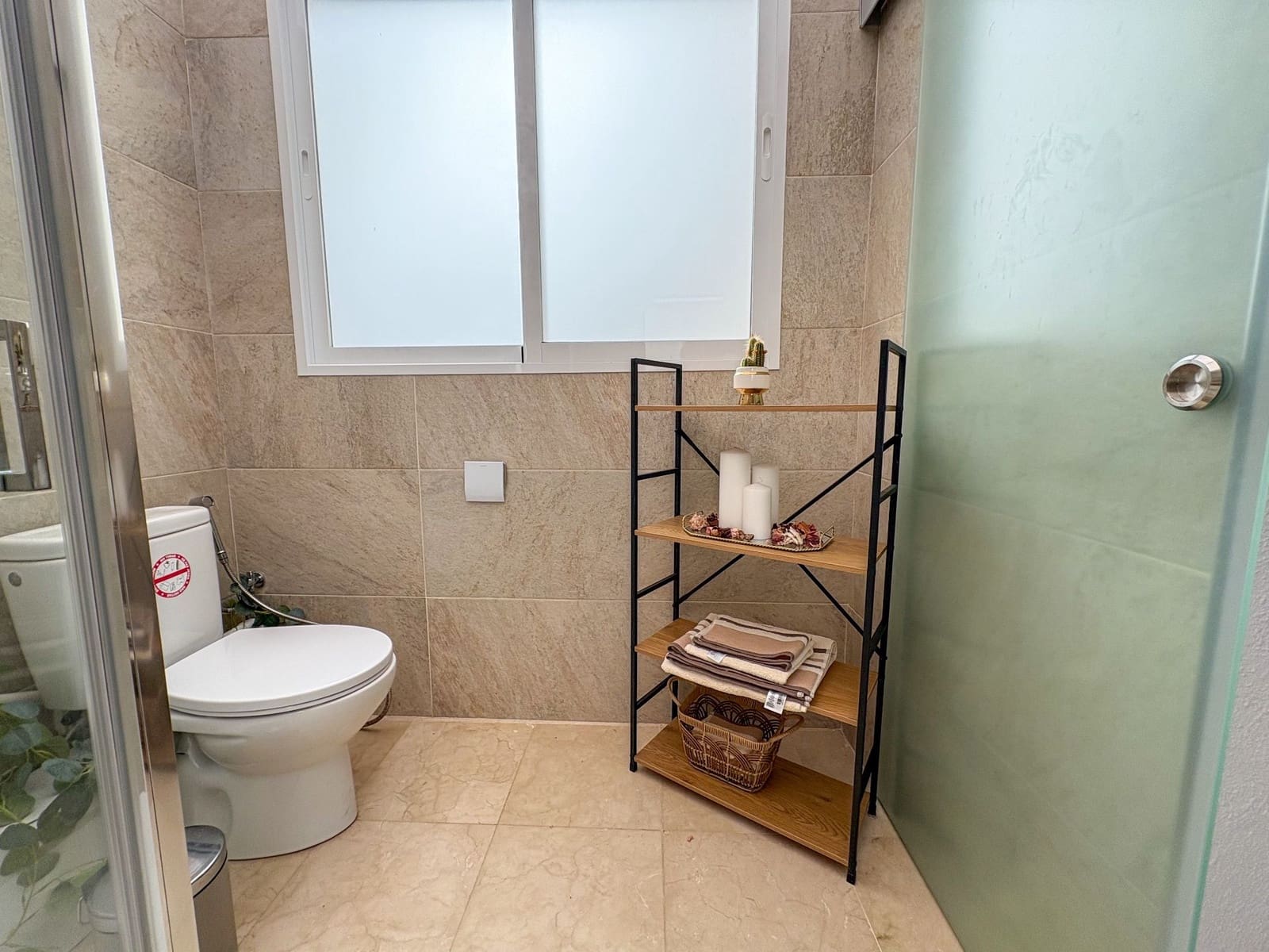 3 makuuhuone Asunto vuokrattavana paikassa Torrevieja - 1 300 € (Ref: 9361904)