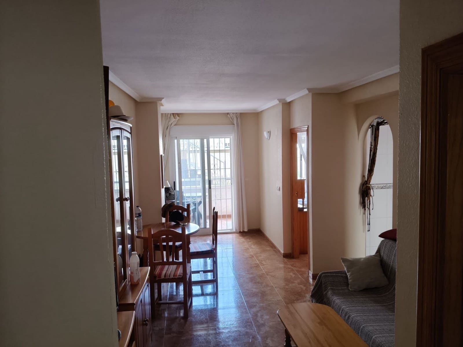 1 quarto Apartamento para arrendar em Torrevieja com piscina - 650 € (Ref: 9371719)