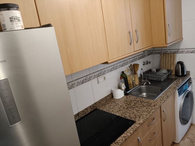 1 quarto Apartamento para arrendar em Torrevieja com piscina - 650 € (Ref: 9371719)