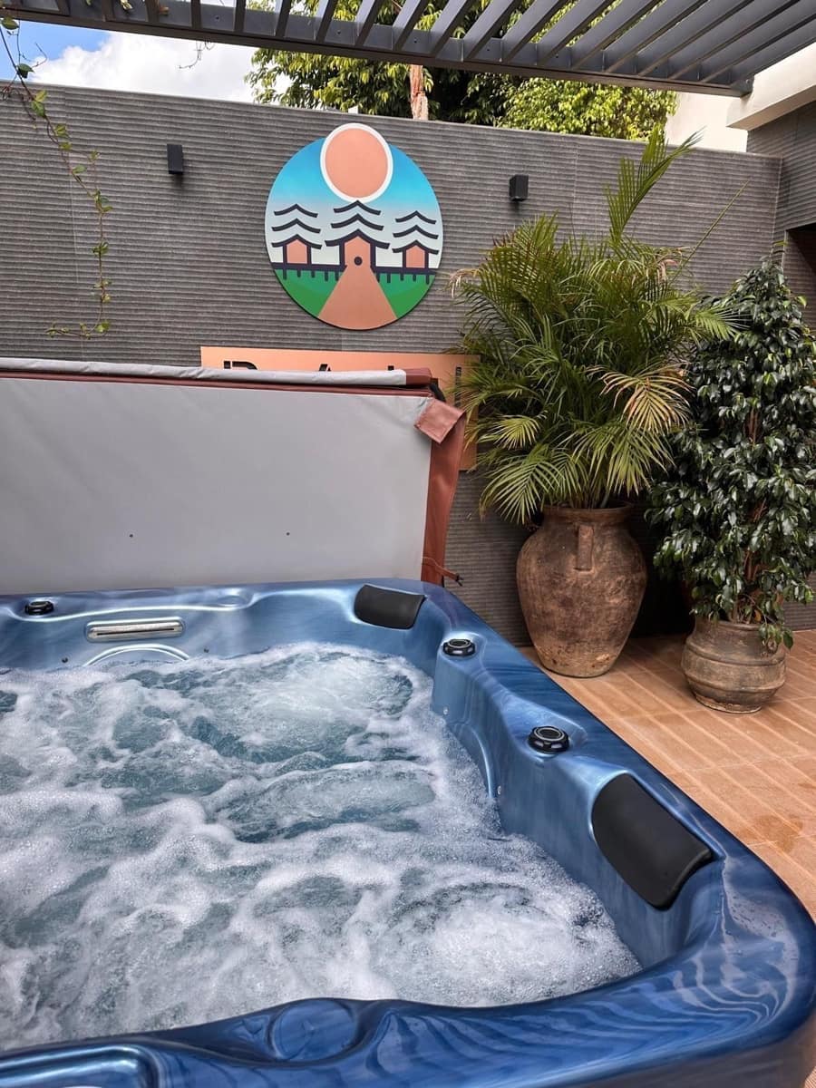 2 soverom Leilighet til leie i Torrevieja med svømmebasseng garasje - € 1 500 (Ref: 9378706)