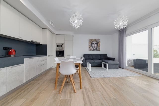 2 makuuhuone Asunto vuokrattavana paikassa Torrevieja mukana uima-altaan 
autotalli - 1 500 € (Ref: 9378706)