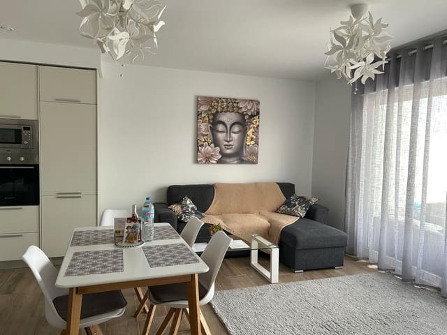 2 makuuhuone Asunto vuokrattavana paikassa Torrevieja mukana uima-altaan 
autotalli - 1 500 € (Ref: 9378706)