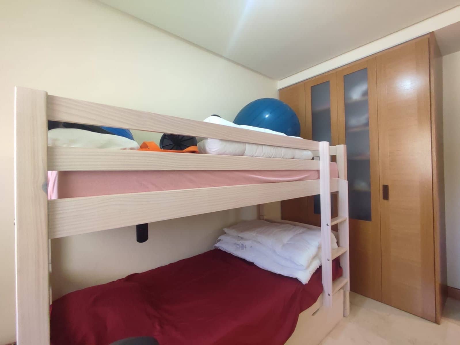 3 sypialnia Penthouse do wynajęcia w Guardamar del Segura z basenem garażem - 2 000 € (Ref: 9382314)