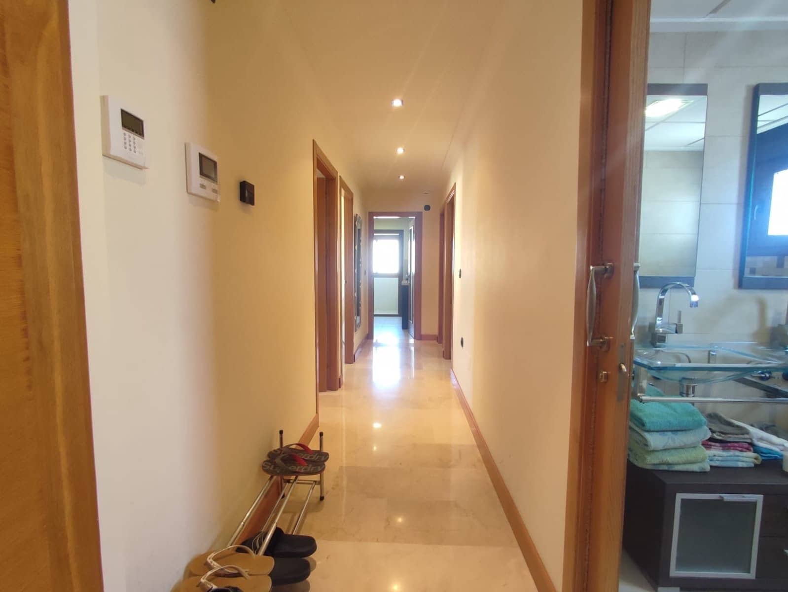 3 sypialnia Penthouse do wynajęcia w Guardamar del Segura z basenem garażem - 2 000 € (Ref: 9382314)