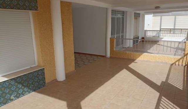 3 soverom Leilighet til leie i Pilar de la Horadada med garasje - € 1 100 (Ref: 9385097)