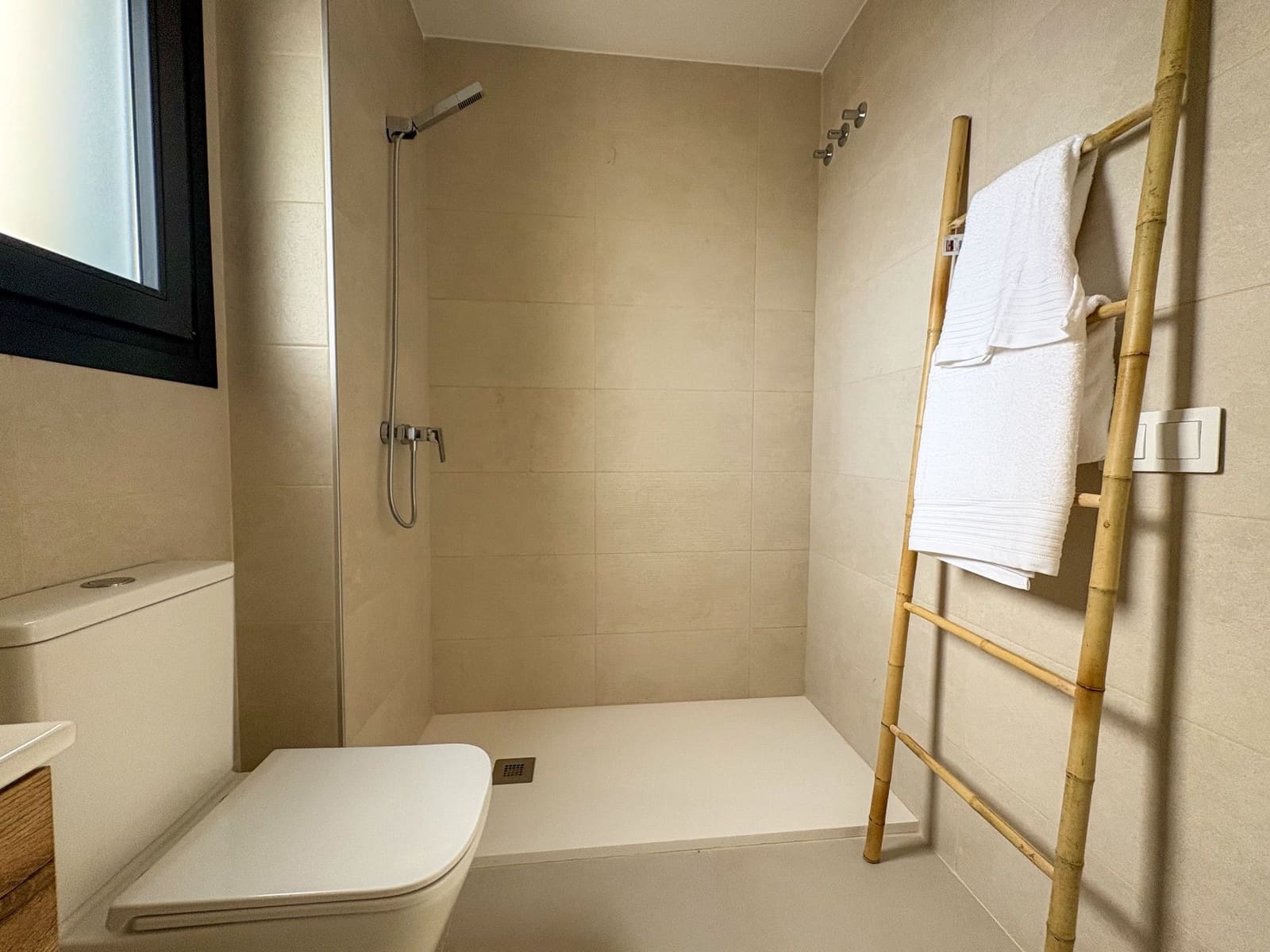 3 soverom Leilighet til salgs i Pilar de la Horadada med svømmebasseng garasje - € 334 900 (Ref: 9402858)