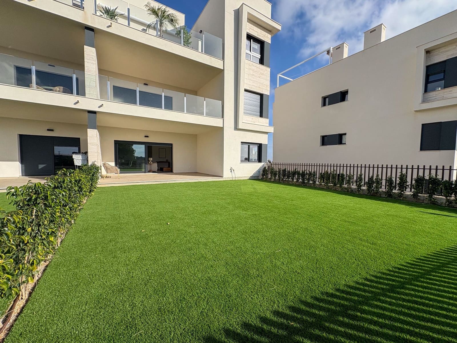 3 soverom Leilighet til salgs i Pilar de la Horadada med svømmebasseng garasje - € 334 900 (Ref: 9402858)