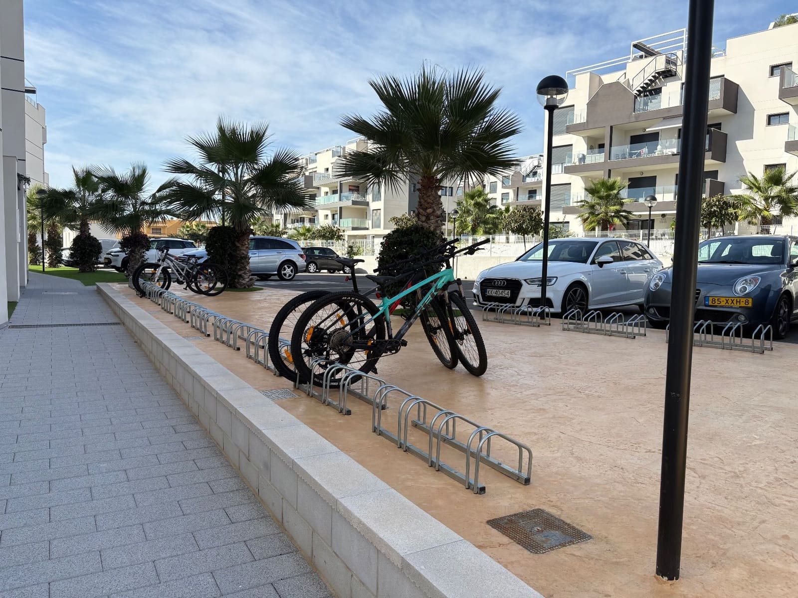 2 bedroom Flat for rent in Orihuela Costa with pool garage - € 1,200 (Ref: 9409168)