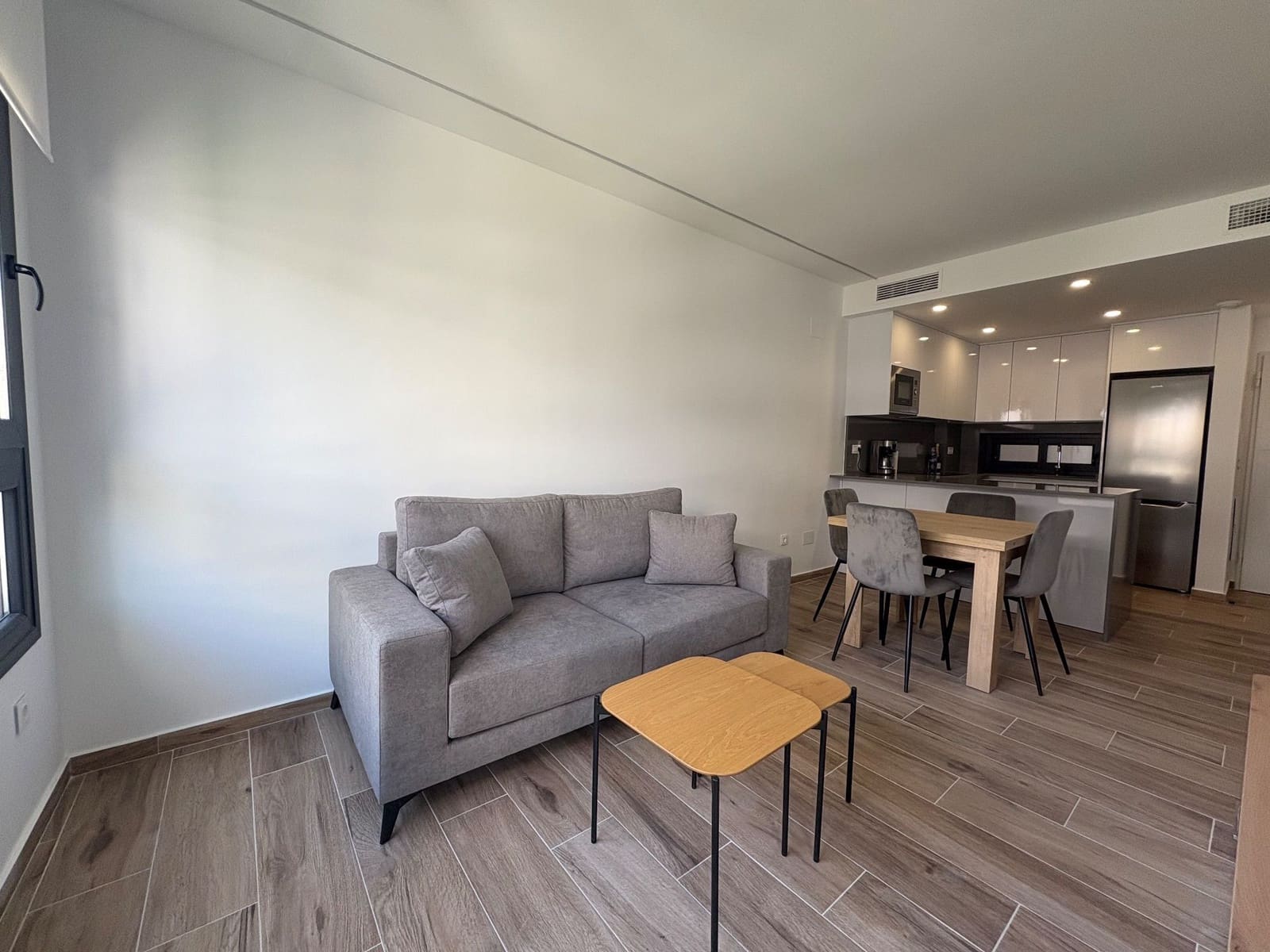 2 bedroom Flat for rent in Orihuela Costa with pool garage - € 1,200 (Ref: 9409168)