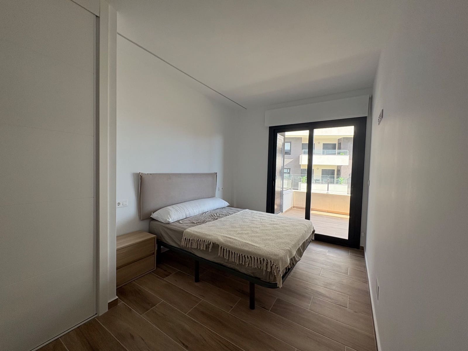 2 bedroom Flat for rent in Orihuela Costa with pool garage - € 1,200 (Ref: 9409168)