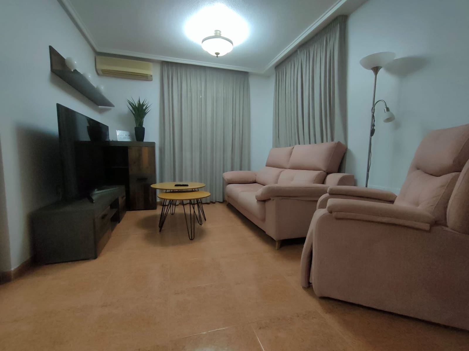 4 bedroom Villa for rent in Orihuela Costa with pool garage - € 1,880 (Ref: 9409169)