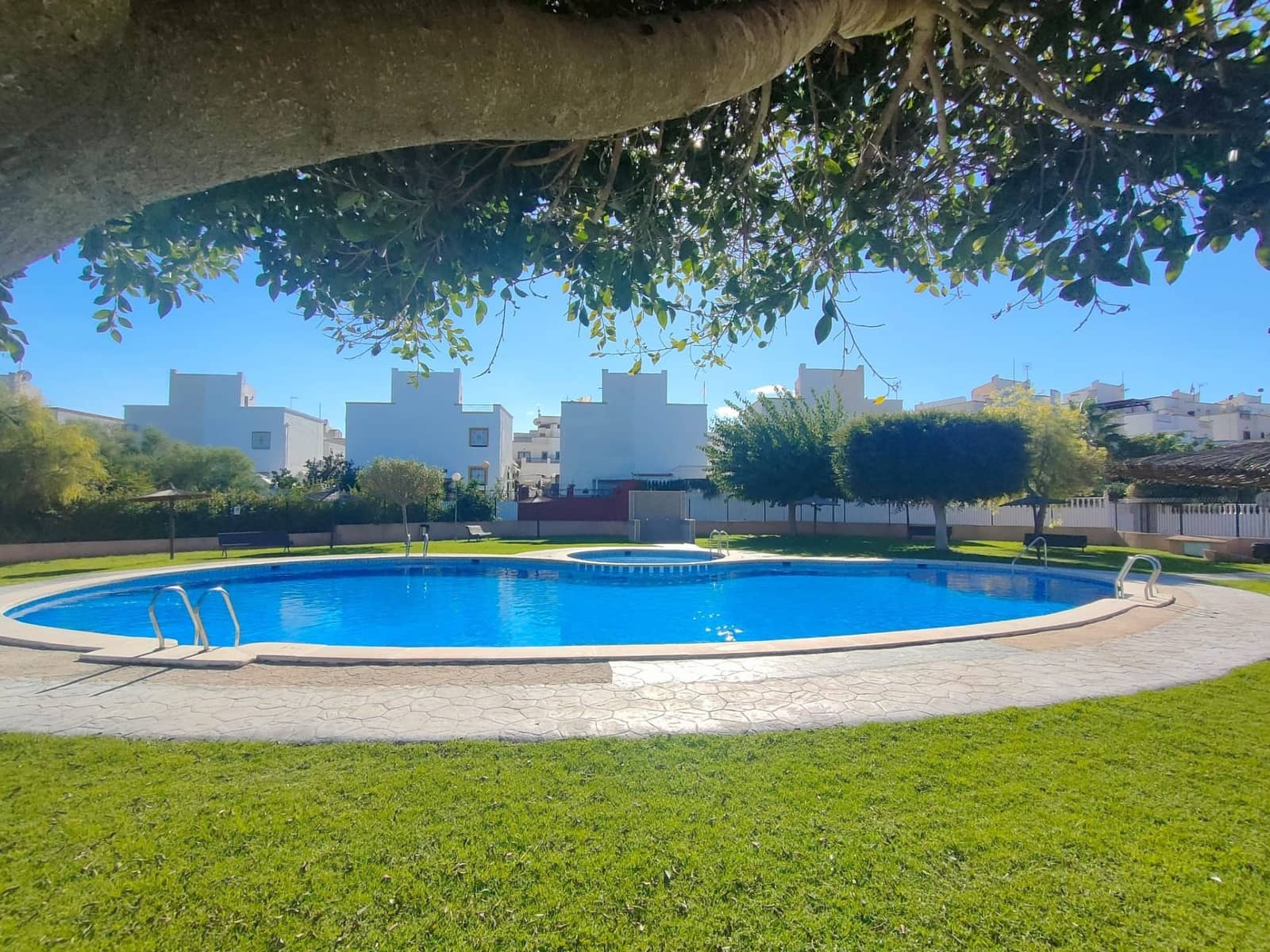 4 bedroom Villa for rent in Orihuela Costa with pool garage - € 1,880 (Ref: 9409169)