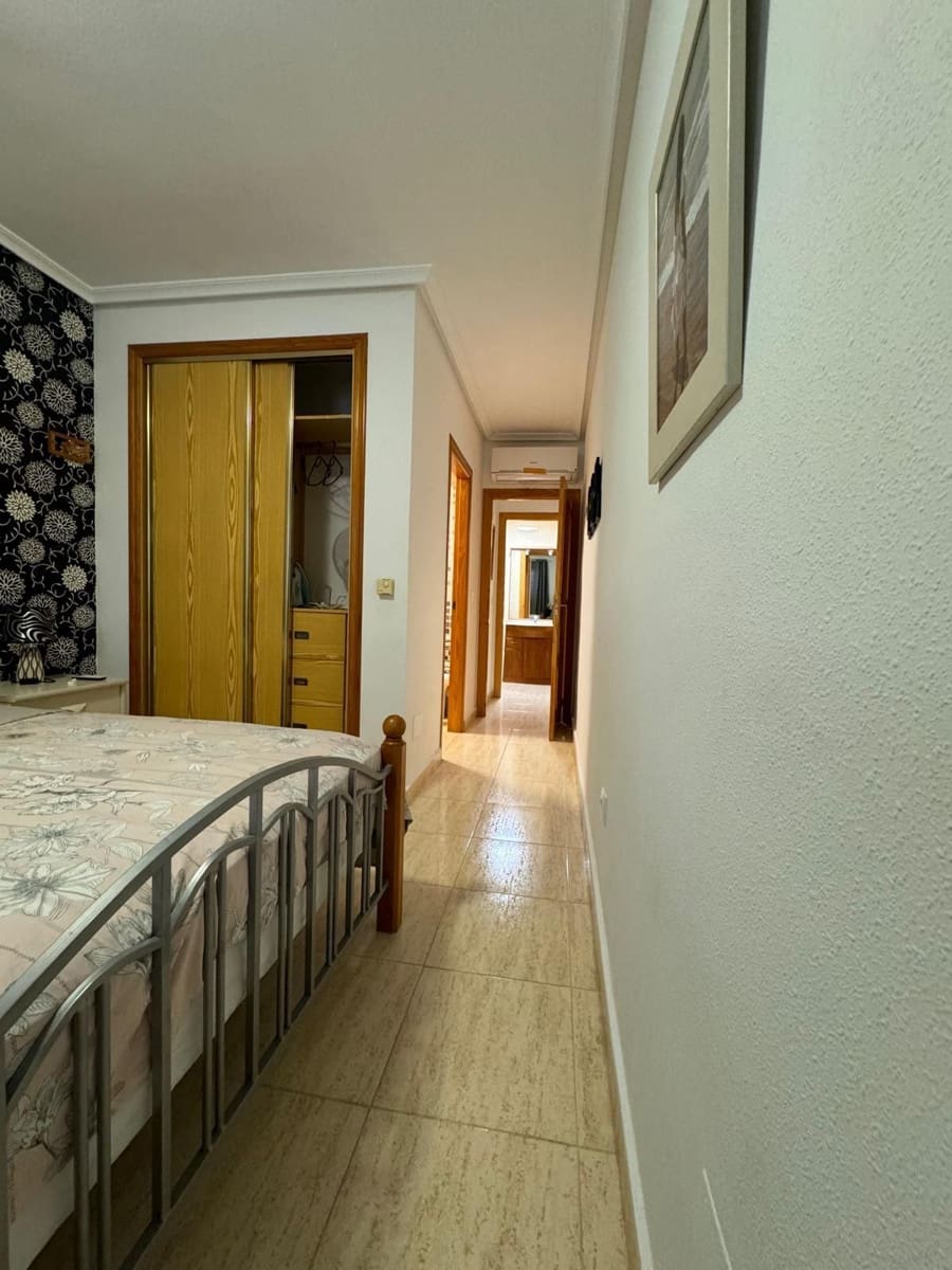 2 bedroom Semi-detached Villa for rent in Orihuela Costa with pool - € 1,000 (Ref: 9409170)