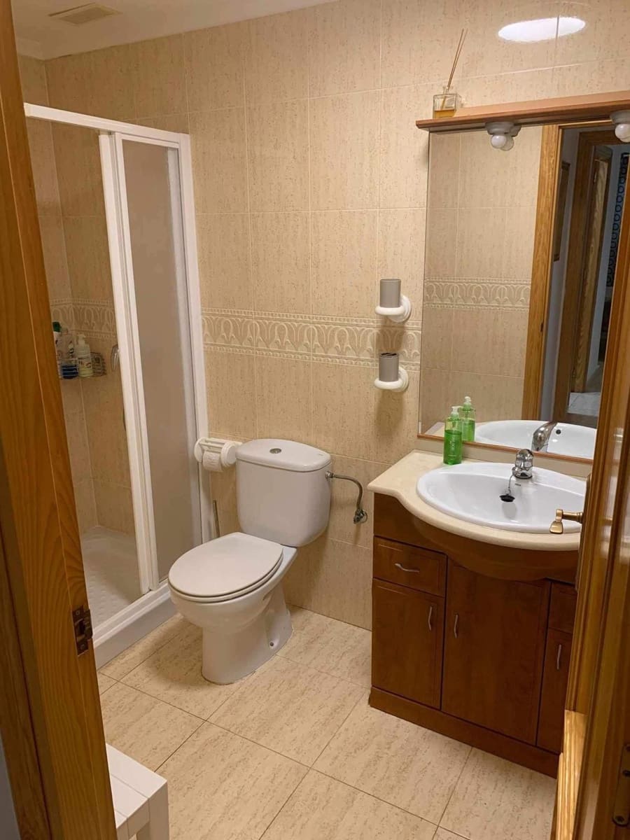 2 bedroom Semi-detached Villa for rent in Orihuela Costa with pool - € 1,000 (Ref: 9409170)