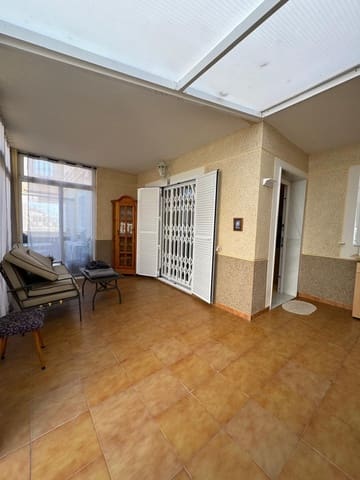 Villa/Maison Semi-Mitoyenne de 2 chambres à louer à Orihuela Costa, Orihuela avec piscine - 1 000 € (Ref: 9409170)