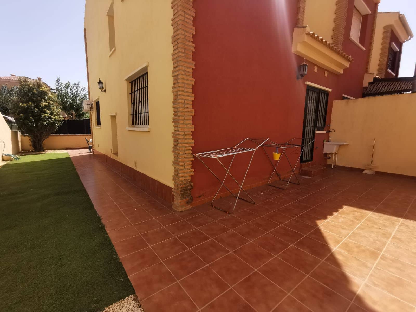 4 soverom Kjedet enebolig til leie i Pilar de la Horadada - € 1 250 (Ref: 9409172)