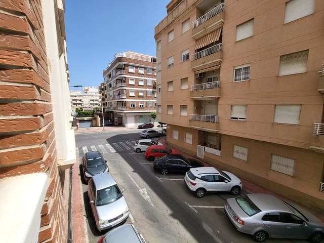 2 camera da letto Appartamento da affittare in Torrevieja - 900 € (Rif: 9409173)