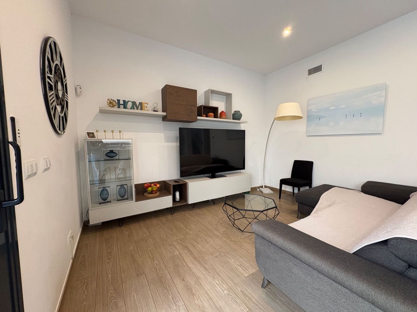 4 camera da letto Villa da affittare in Pilar de la Horadada con piscina garage - 2.350 € (Rif: 9409175)