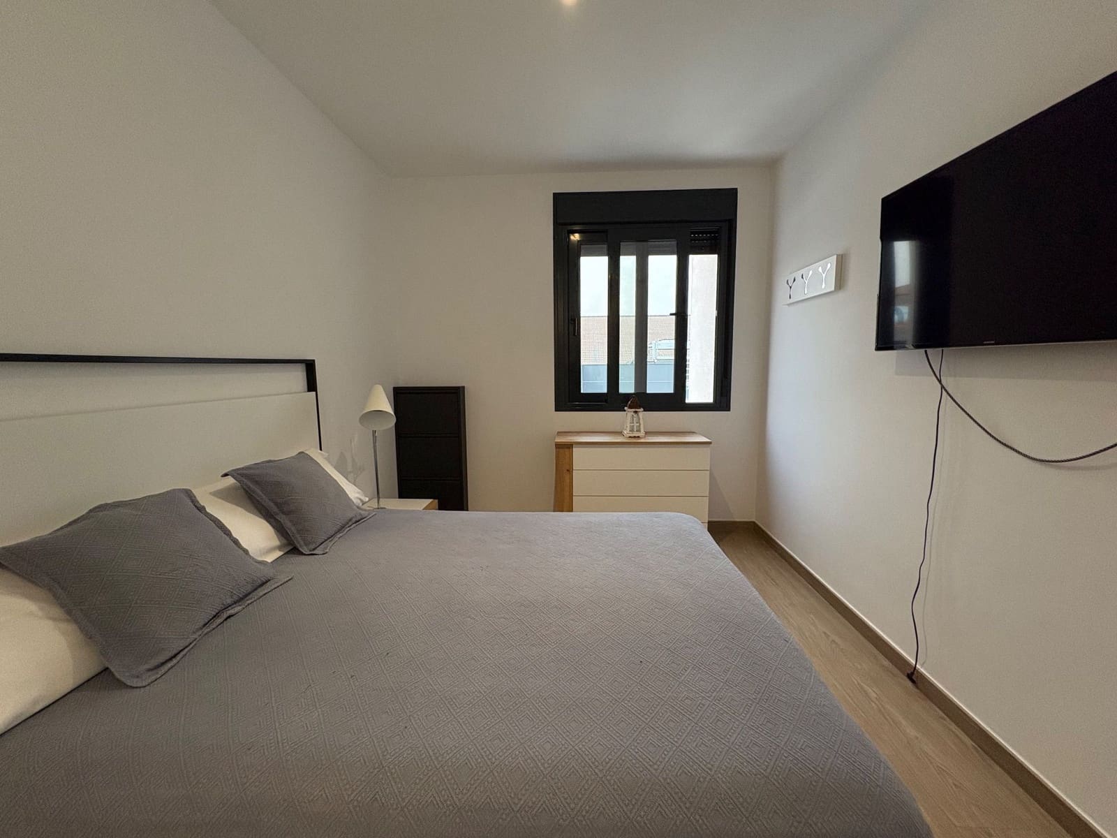 4 camera da letto Villa da affittare in Pilar de la Horadada con piscina garage - 2.350 € (Rif: 9409175)