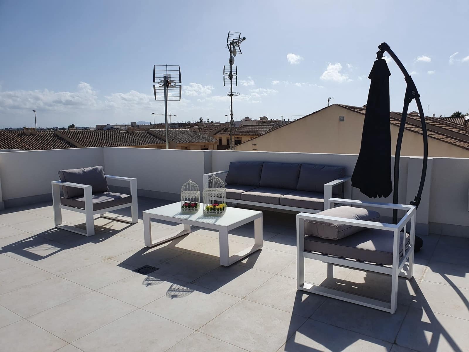 4 camera da letto Villa da affittare in Pilar de la Horadada con piscina garage - 2.350 € (Rif: 9409175)