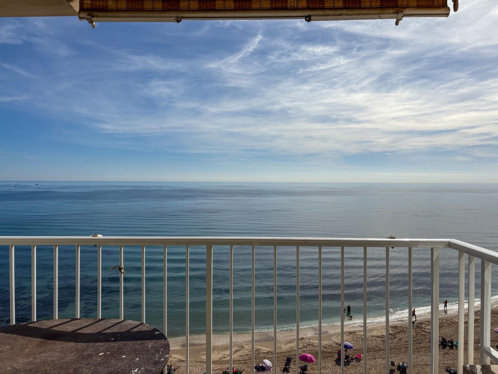 3 soverom Penthouse til leie i Torrevieja med garasje - € 2 000 (Ref: 9409176)