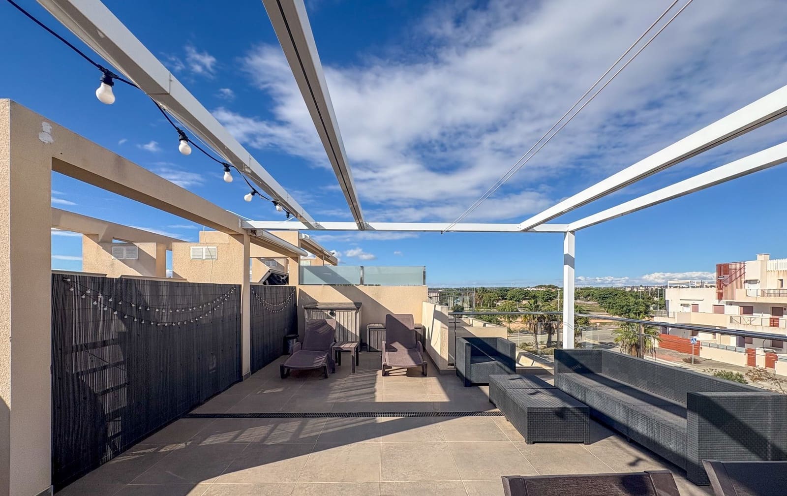 2 sypialnia Penthouse do wynajęcia w Pilar de la Horadada z basenem garażem - 780 € (Ref: 9413584)