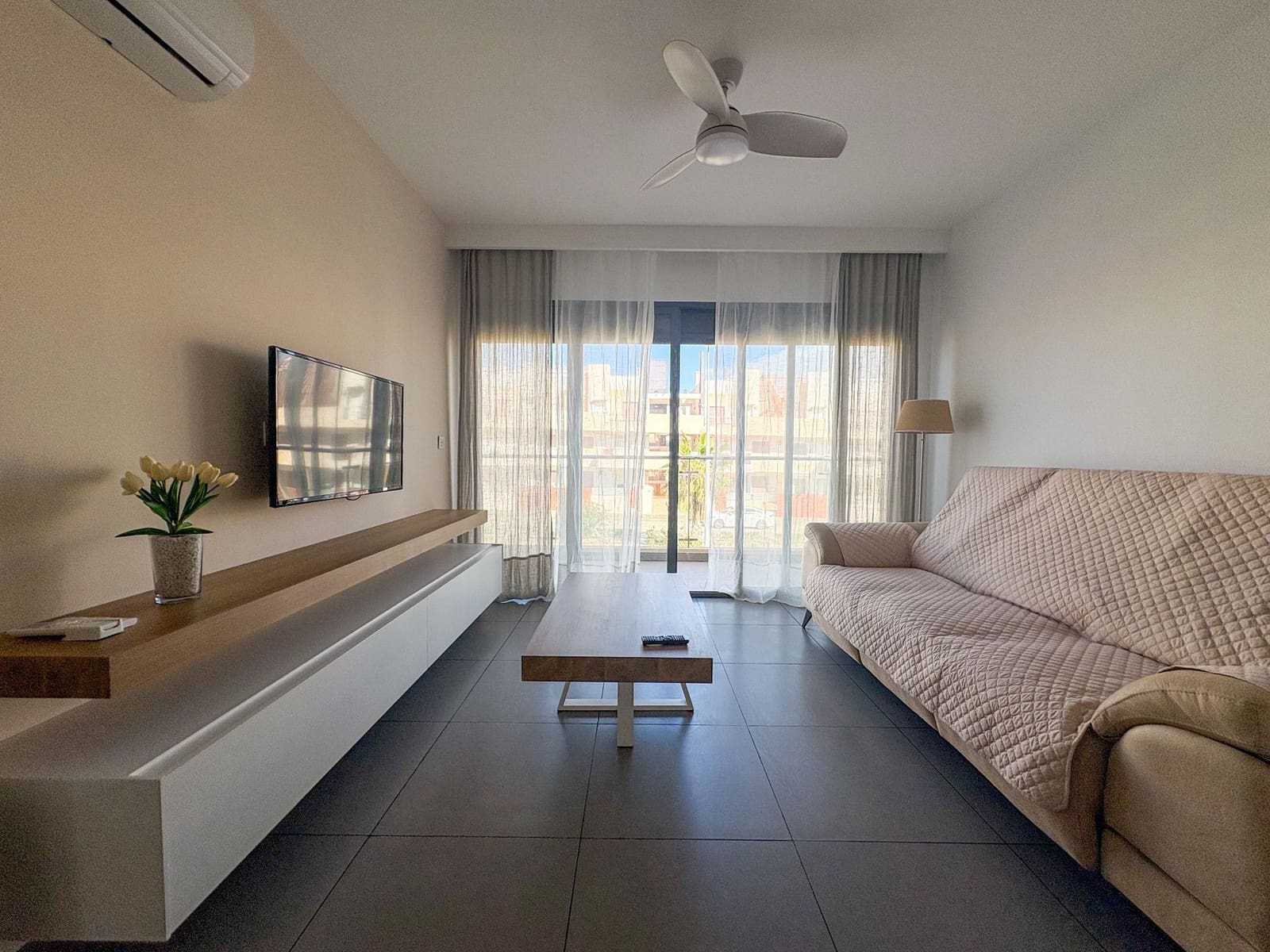 2 sypialnia Penthouse do wynajęcia w Pilar de la Horadada z basenem garażem - 780 € (Ref: 9413584)