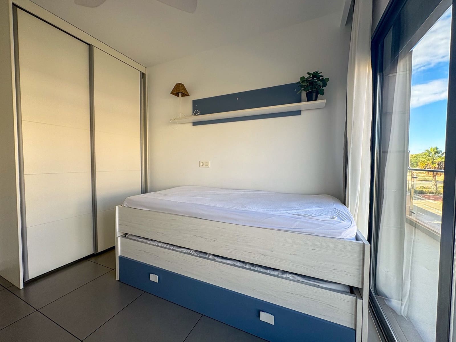 2 sypialnia Penthouse do wynajęcia w Pilar de la Horadada z basenem garażem - 780 € (Ref: 9413584)