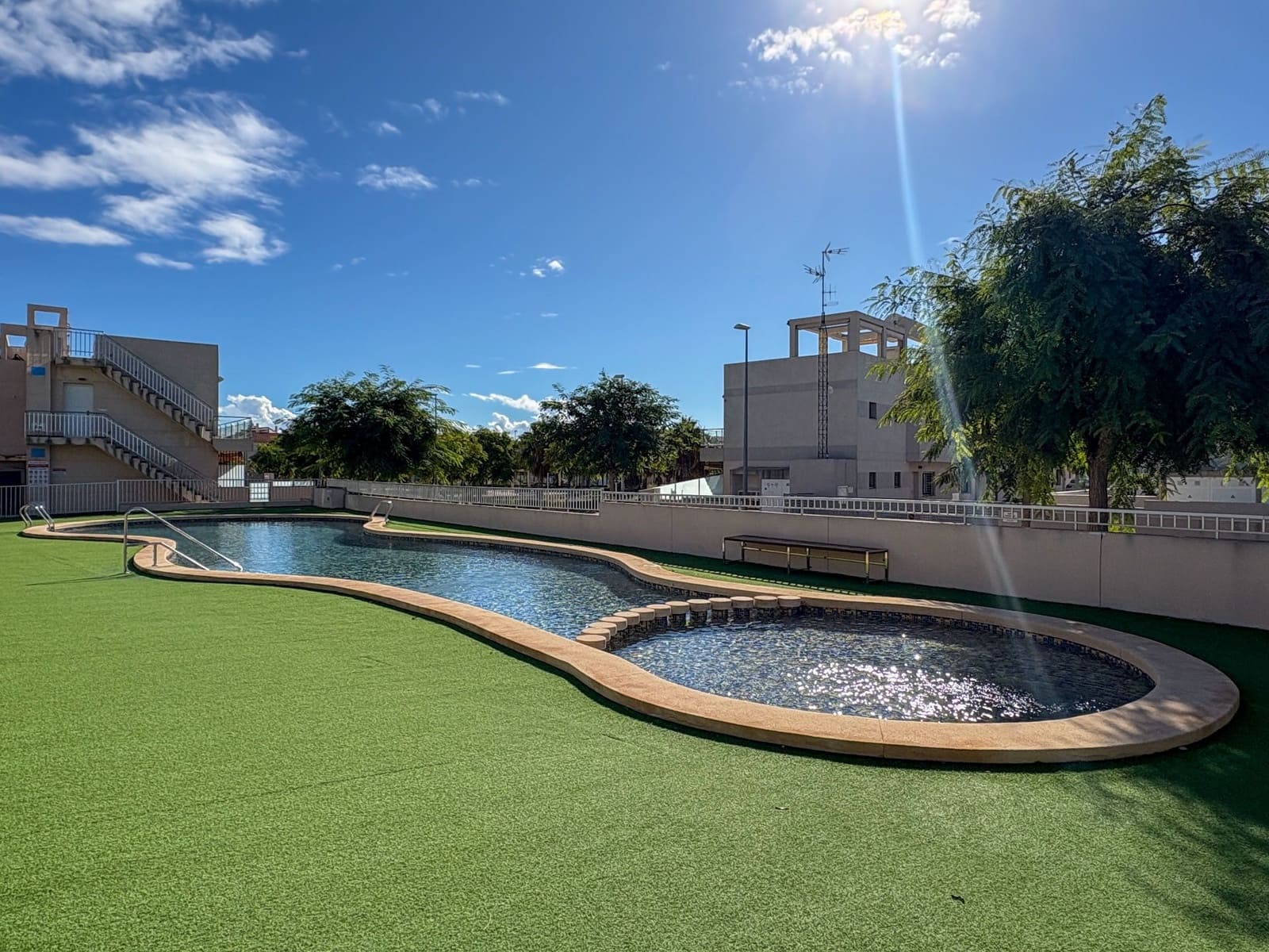 2 sypialnia Penthouse do wynajęcia w Pilar de la Horadada z basenem garażem - 780 € (Ref: 9413584)