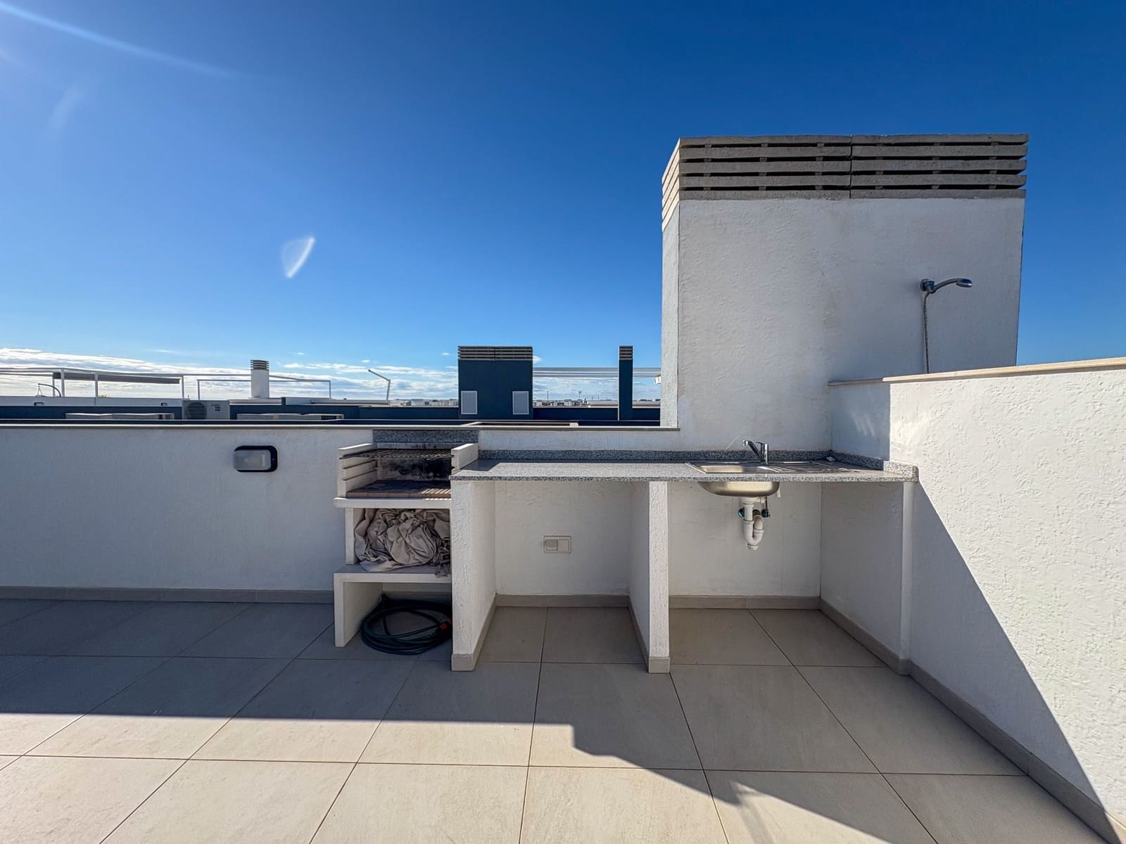 2 bedroom Penthouse for rent in Orihuela Costa with pool garage - € 1,800 (Ref: 9413585)