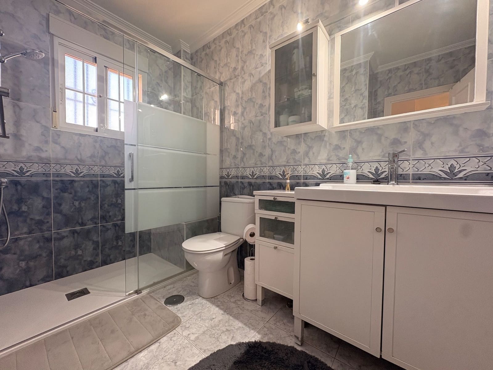 2 makuuhuone Huvila vuokrattavana paikassa Cabo Roig mukana uima-altaan 
autotalli - 1 050 € (Ref: 9413586)