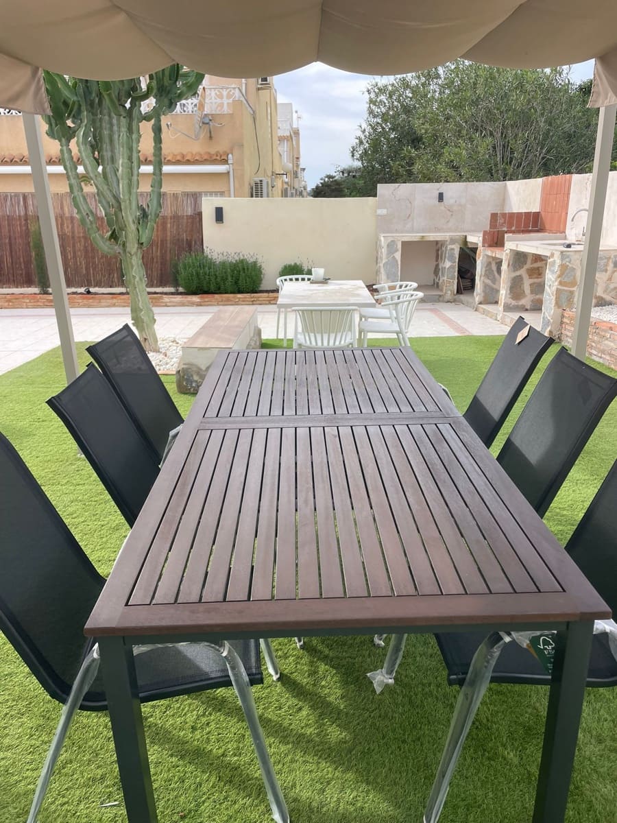 2 soverom Villa til leie i Orihuela Costa med svømmebasseng garasje - € 1 350 (Ref: 9413587)