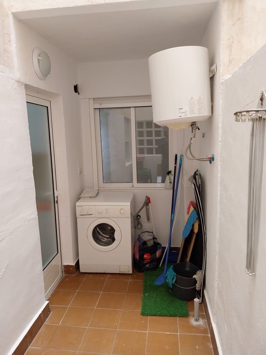 3 sypialnia Mieszkanie do wynajęcia w Torrevieja z basenem - 1 200 € (Ref: 9415398)