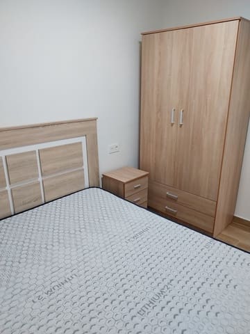 3 sypialnia Mieszkanie do wynajęcia w Torrevieja z basenem - 1 200 € (Ref: 9415398)