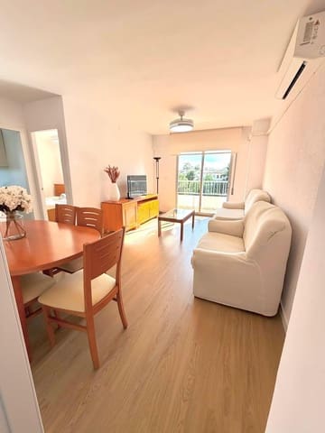 2 soveværelse Lejlighed til leje i Torrevieja med swimmingpool garage - € 850 (Ref: 9421837)