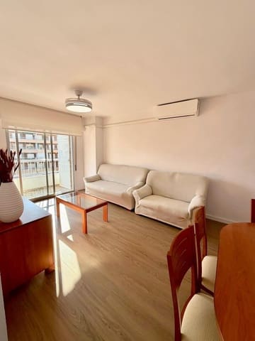 2 soveværelse Lejlighed til leje i Torrevieja med swimmingpool garage - € 850 (Ref: 9421837)